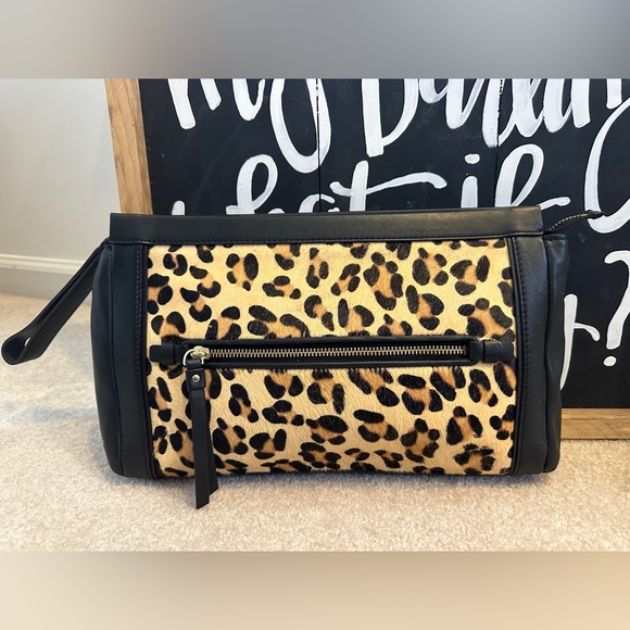 kate spade Handbags - Kate Spade Faux Calf Hair and Leather Clutch Leopard Print